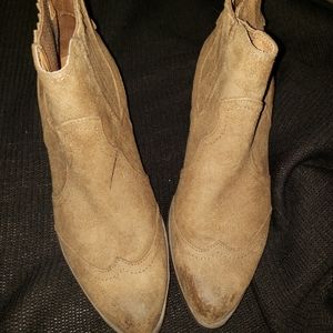 Ankle boots tan 6.5 size